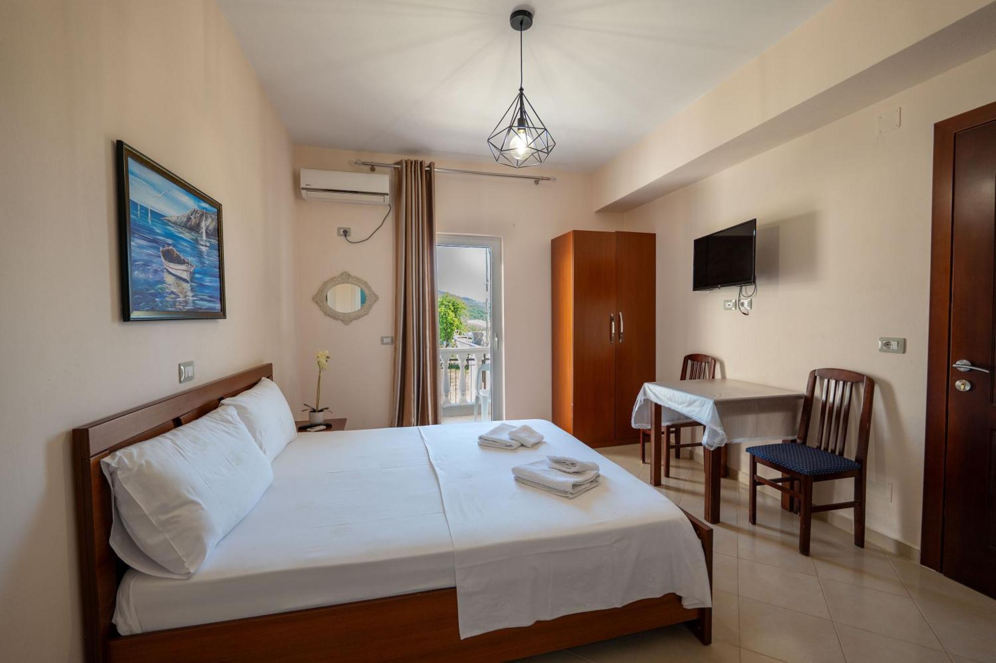 Villa Sunny Ksamil Buitenkant foto