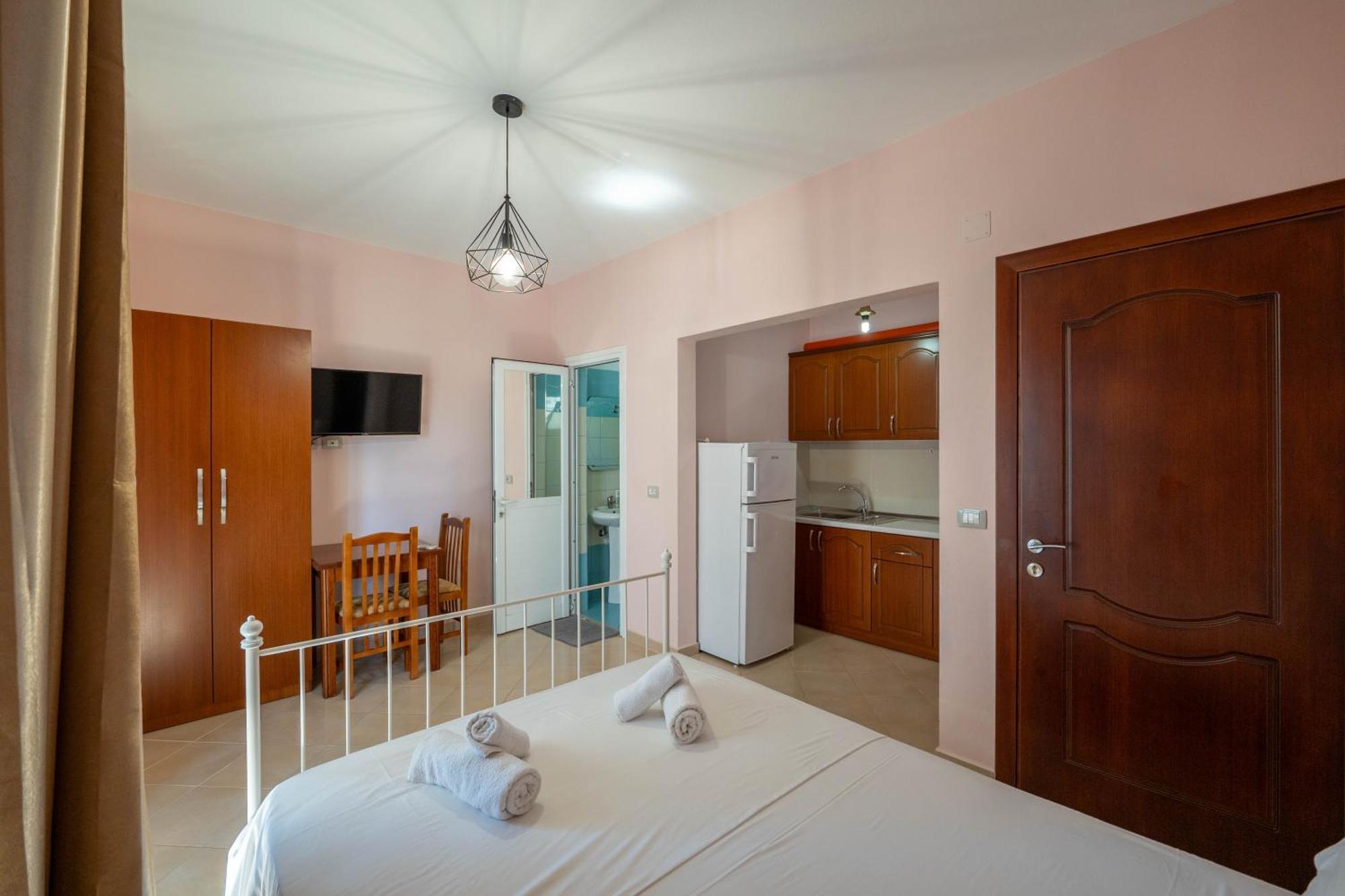 Villa Sunny Ksamil Buitenkant foto